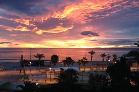1 Linea Playa San Juan Apartment Alicante Bagian luar foto