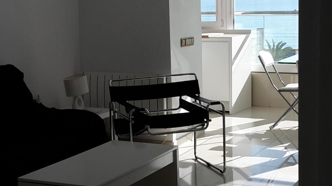 1 Linea Playa San Juan Apartment Alicante Bagian luar foto