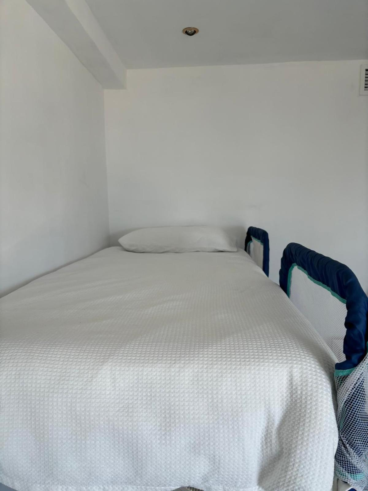 1 Linea Playa San Juan Apartment Alicante Bagian luar foto